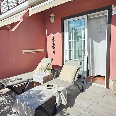 New Luxury Relaxing Holidays Golf & Sun, Costa Adeje, Tenerife 아데제